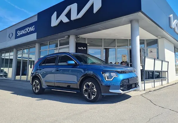 Zunanja slika - KIA Niro - LIMITED EDITION  64.8 kWh - 1