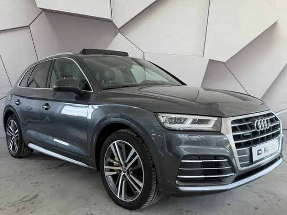 Zunanja slika - Audi Q5 - 2,0 TDI S-tronic - 1