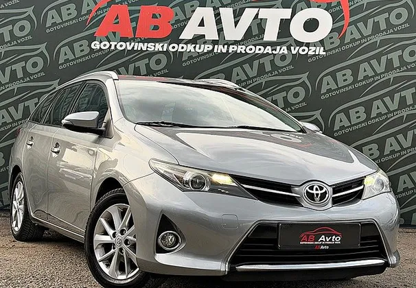 Zunanja slika - Toyota Auris - 1.6 TS+97KW+SLO+ALU+XENON+PRIKLOP+BREZ POLOGA+TOP - 1