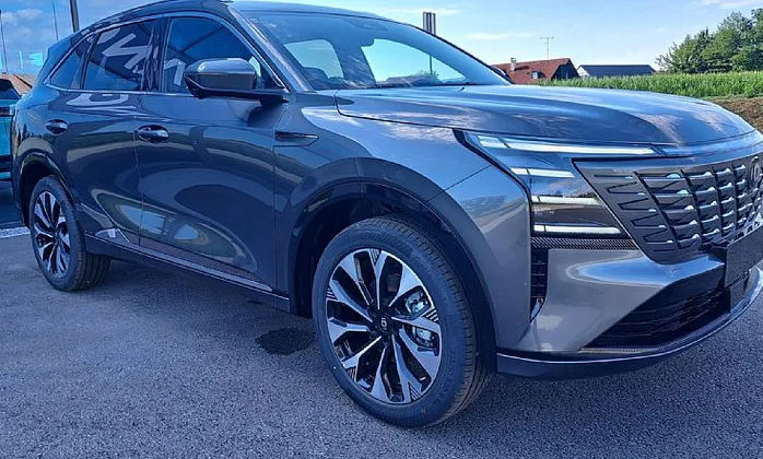 Zunanja slika - Changan CS75 Plus - 8AT FULLED•ACC•BLIS•PANOR•NAVI•KAMER-360•19C• - 1