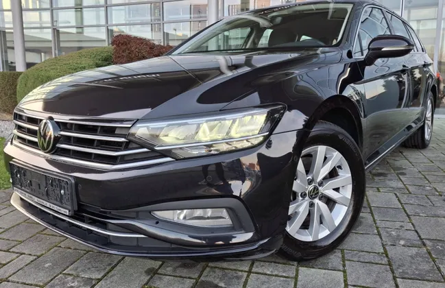 Zunanja slika - VW Passat - 1.5 TSI BMT Elegance avt. 110kW DECEMBRSKA AKCIJA. - 1