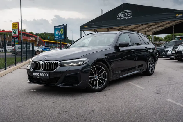 Zunanja slika - BMW Serija 5 - 520d xDrive Touring Avt. - 1
