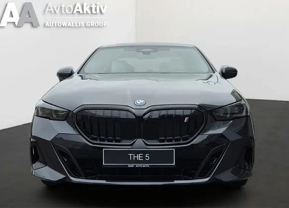Zunanja slika - BMW i5 - xDrive40  AT - 1