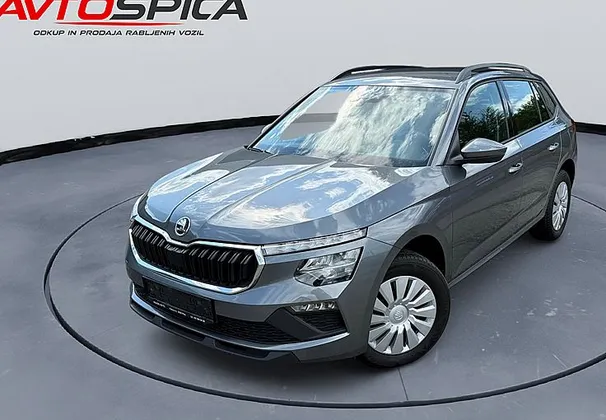 Zunanja slika - Škoda Kamiq - 1.0 TSI Essence DSG -1.LASTNIK -  NA OBROKE - - 1