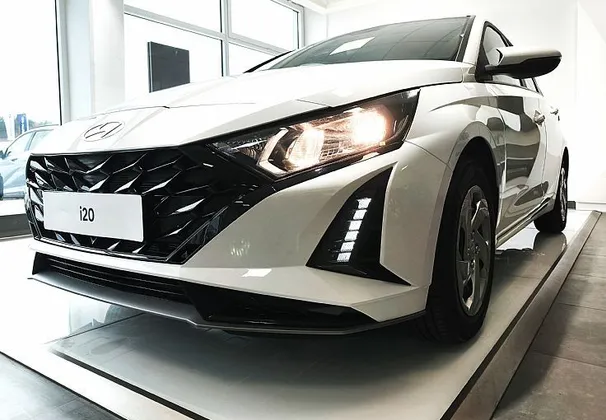 Zunanja slika - Hyundai i20 - 1.0 T-GDI COMFORT-AVT.KLIMA-REZ.KOLO-WINTER-VIDEO - 1