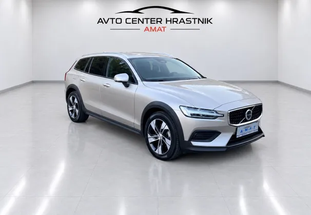 Zunanja slika - Volvo V60 Cross Country - B4D AWD od 1 lastnika 1 letna garancija odličen - 1