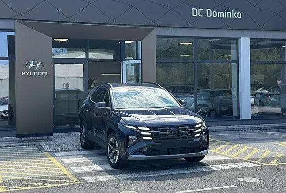 Zunanja slika - Hyundai Tucson - 1.6T T-GDI Premium°°Winter°°El. prtljažnik°°Kamera - 1