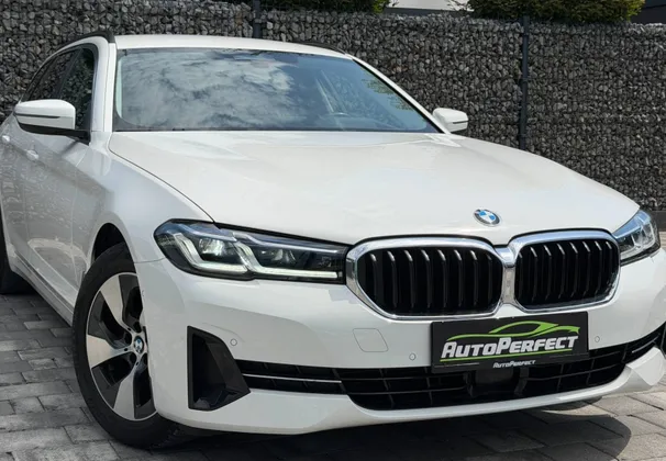 Zunanja slika - BMW Serija 5 - Touring: 520d Touring Avt. | KLJUKA | KAM | VIRTUAL | AM - 1