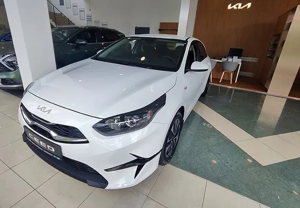 Zunanja slika - KIA Ceed - 1.0 T-GDi LX Champion+ ISG. M T 74 kW - 1