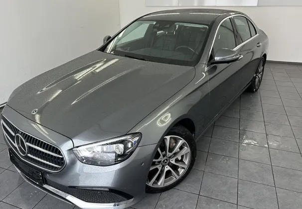 Zunanja slika - Mercedes-Benz E-Razred - E 400 d 4MATIC.KAMERA.USNJE.ACC.ZRAČ.VZMETENJE.LE - 1