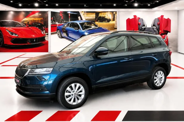 Zunanja slika - Škoda Karoq - 2.0 TDI Sportline FULL LED KAMERA RADAR 1.LASTNI.. - 1