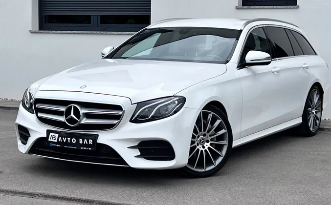 Zunanja slika - Mercedes-Benz E-Razred - 220d+AMG+LED+F1+R.KAMERA+AMBI+ALU 20 - 1