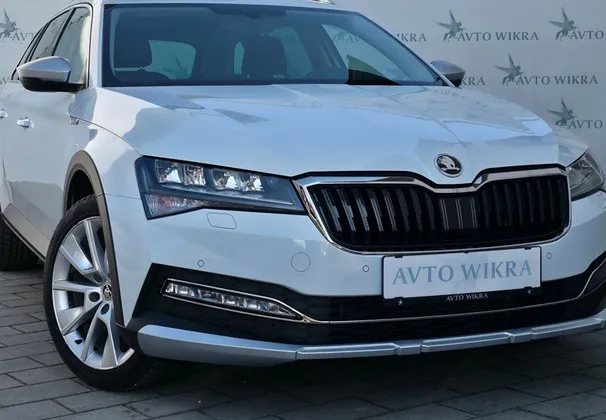 Zunanja slika - Škoda Superb - Combi 2.0TDI DSG Scout LED•ACC•VIRTUAL•GRETJE•KAM• - 1