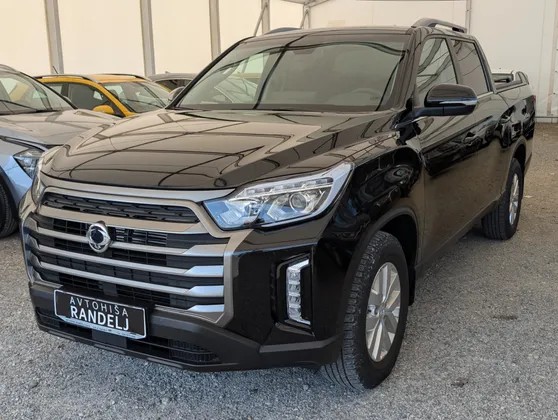 Zunanja slika - SsangYong Musso - Grand 2.2 XDi Venture+ 4WD MT - 1