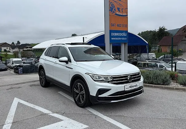 Zunanja slika - Volkswagen Tiguan - 4motion 2.0 TDI BMT Elegance DSG TOOP STANJE - 1