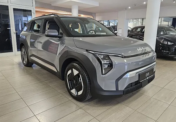 Zunanja slika - KIA EV3 - 58.3 kWh baterija. 150 kW  204 KM  Star - 1