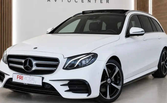 Zunanja slika - Mercedes-Benz E-Razred - 220d E63 LOOK•V8 SOUND•PANORAMA•BURMESTER•AMBIENT• - 1