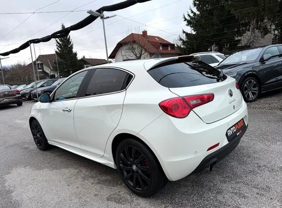Zunanja slika - Alfa Romeo Giulietta - 1.4 TB 16v Distinctive Sport 3 SLO.VOZILO LED A17 - 1