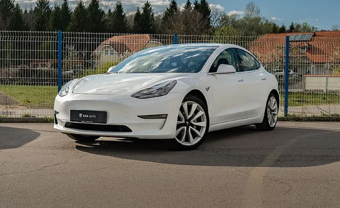Zunanja slika - Tesla Model 3 - Standard Range Plus - 1
