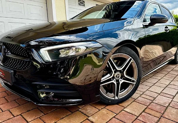 Zunanja slika - Mercedes-Benz A-Razred - 220d AMG+ALU19+ACC+KAMERA+VIRTUAL+AMBIENT+190PS - 1