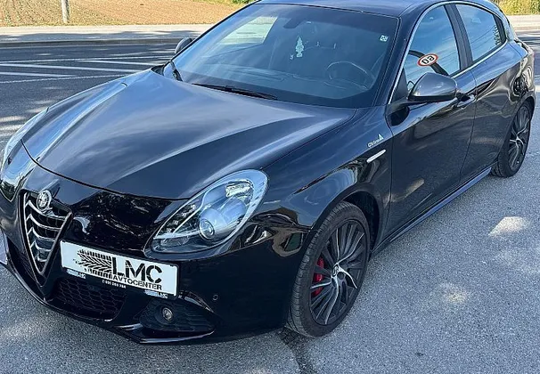 Zunanja slika - Alfa Romeo Giulietta - 1.6 JTD 105ks °QV-LINE° °SLO-POREKLO° °18-COL° - 1