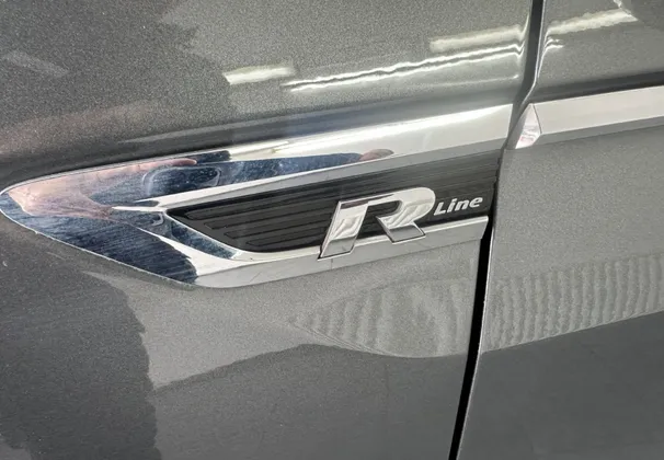 Zunanja slika - Volkswagen Tiguan - 1.5 TSI ACT BMT R-Line DSG.Highline 110kW.KAMERA - 1