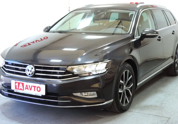 Zunanja slika - VW Passat - Variant 2.0 TDI BMT SCR Elegance PANORAMA-ACC-VIRTUAL… - 1