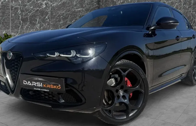 Zunanja slika - Alfa Romeo Stelvio - Q4 2.2 210PS COMPETIZIONE RADAR FULL LED HK ALU21 - 1