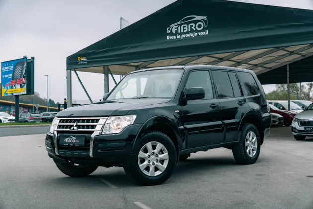 Zunanja slika - Mitsubishi Pajero - 3.2 - 1