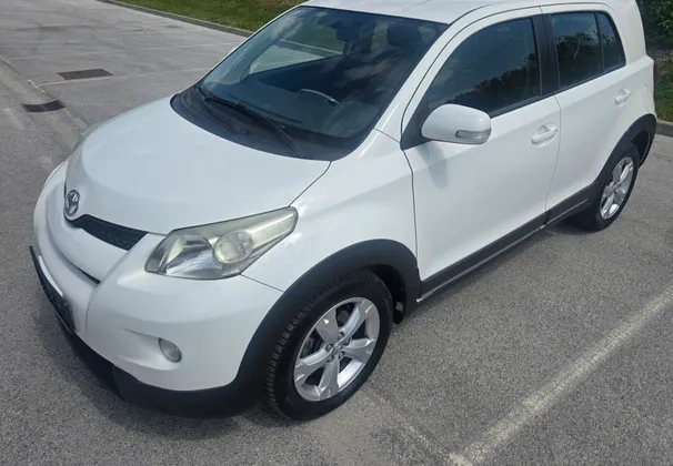 Zunanja slika - Toyota Urban Cruiser - 1.4 D4D  4x4 - 1