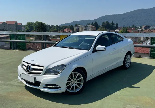 Zunanja slika - Mercedes-Benz C-Razred - C Coupe 220 CDI BlueEFFICIENCY 2X PDC. TEMPO. - 1