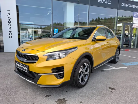 Zunanja slika - KIA XCeed - 1.0 T-GDi - SLOVENSKI - POTRJENA SERVISNA KNJIGA - 1