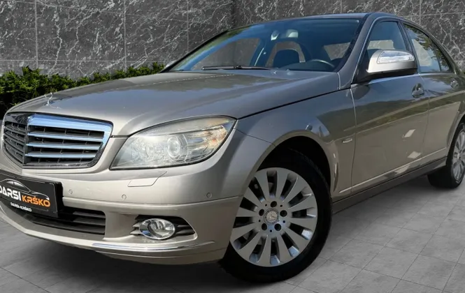 Zunanja slika - Mercedes-Benz C-Razred - 220CDI Elegance AVT. SLO 1.LASTNIK XENON PDC ALU - 1