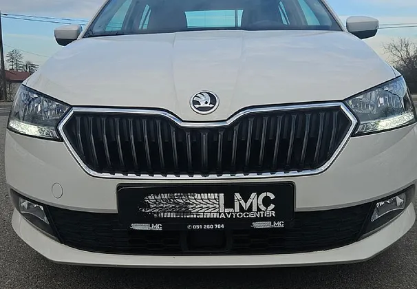 Zunanja slika - Škoda Fabia - 1.0 60ks °1.LASTNIK° °16-COL° °NAVIGACIJA °LED° - 1