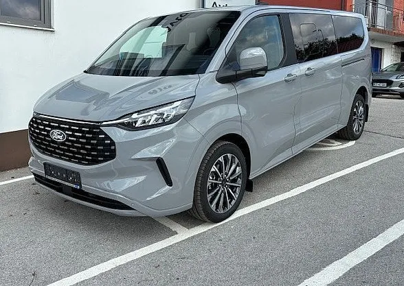 Zunanja slika - Ford Tourneo - Custom TITANIUM X 2.0 TDCi 170KM A8 L2H1 4x4 - 1