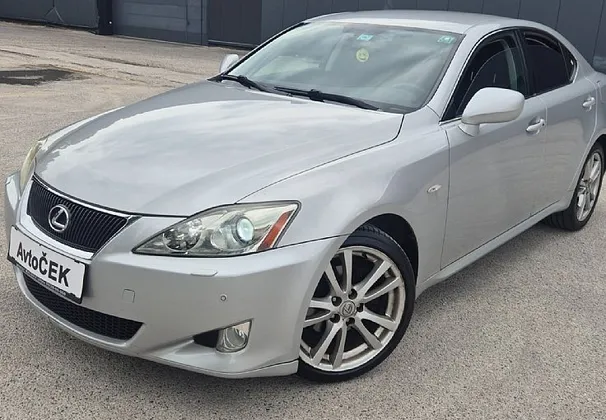 Zunanja slika - Lexus IS - 220d + BREZ POLOGA + XENON + 2XPDC - 1