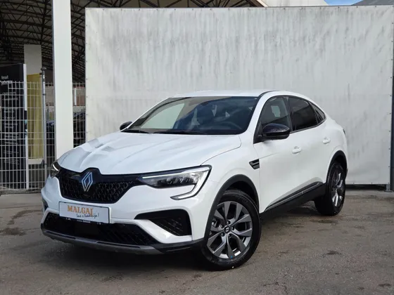 Zunanja slika - Renault Mégane - Techo E-Tech HEV145 + Paket Varnost ACC Asistent - 1