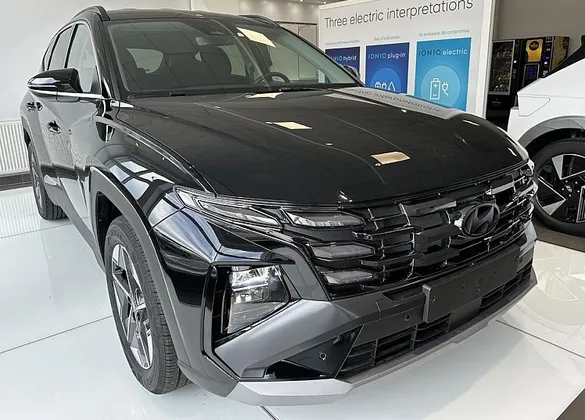 Zunanja slika - Hyundai Tucson - 1.6 T-GDI 150 MHEV STYLE +WINTER+LED+RADAR - 1