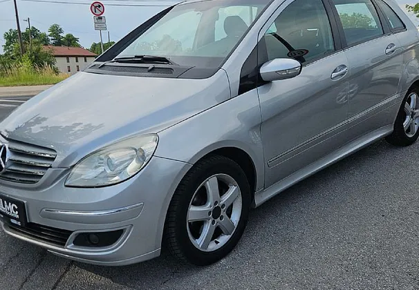 Zunanja slika - Mercedes-Benz B-Razred - 200 CDI 140ks °AUTOMATIC° °16-COL° - 1