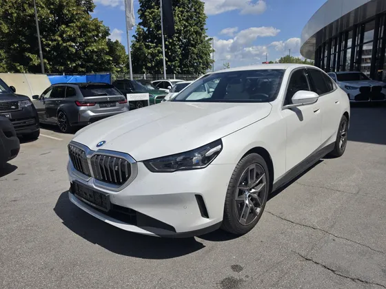 Zunanja slika - BMW i5 - eDrive40 Limuzina - 1