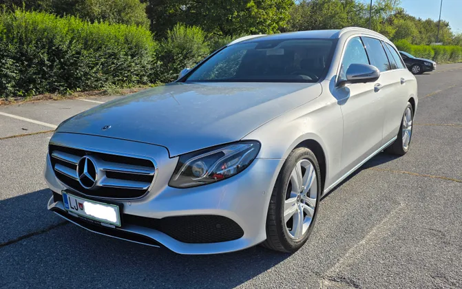 Zunanja slika - Mercedes-Benz E-Razred - E 220 dT - 1