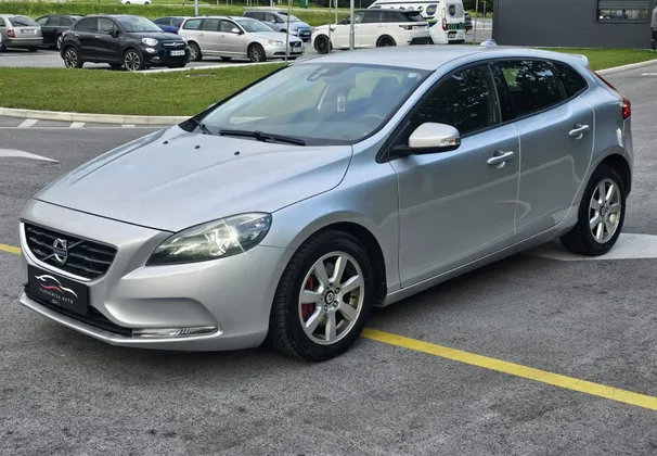 Zunanja slika - Volvo V40 - 2.0 150 D3 Kinetic - 1