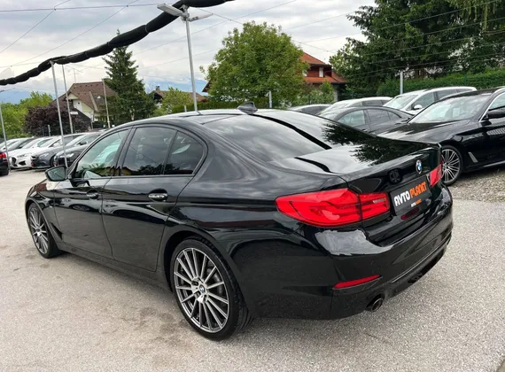 Zunanja slika - BMW Serija 5 - : 520d AUT. SPORTLiNE FULL LED HEADuP ŠIBEDAH ALU20 - 1