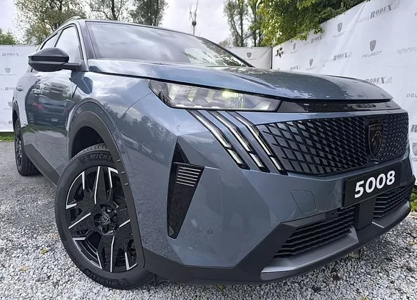 Zunanja slika - Peugeot 5008 - GT HIBRID 145 e-DCT - 1