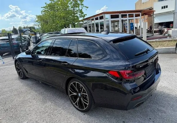 Zunanja slika - BMW serija 5 Touring: - 530e xDrive M VELIKO OPREME - 1