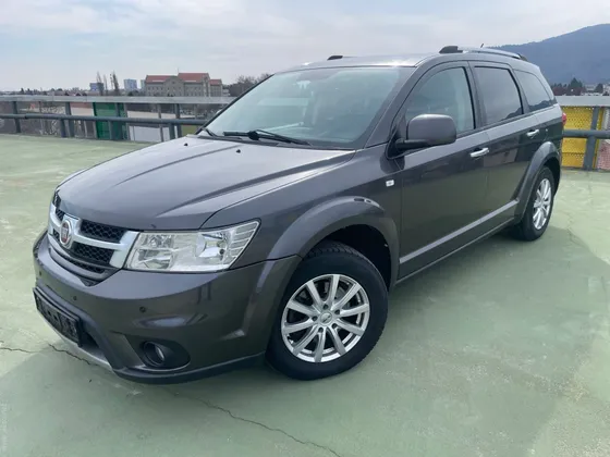 Zunanja slika - Fiat Freemont - 2.0 Multijet 163 4x4 NAVI. 2X PDC. KAMERA - 1