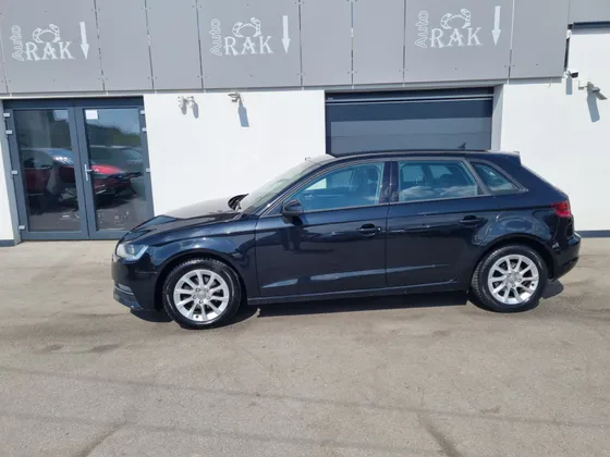 Zunanja slika - Audi A3 - 1.6 TDI NAVI.. VELIK SERVIS.BLUETOOTH HITRI KREDIT - 1