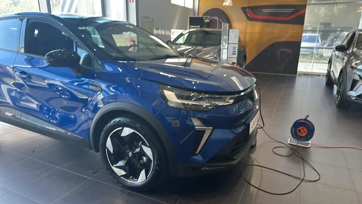 Zunanja slika - Renault Mégane - Techno 145 E-Tech Avtomatik+ Paket Varnost - 1