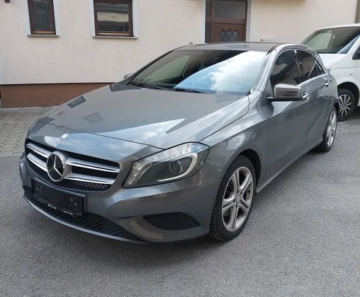 Zunanja slika - Mercedes-Benz A-Razred - A 200 CDI 4MATIC Urban Avt. - 1