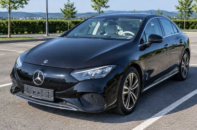 Zunanja slika - Mercedes-Benz EQE - 350 4MATIC AMG ACC PANORAMA KAMERA SLO - 1